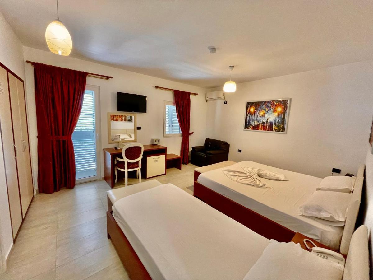 טיראנה Vila Ada Hotel מראה חיצוני תמונה