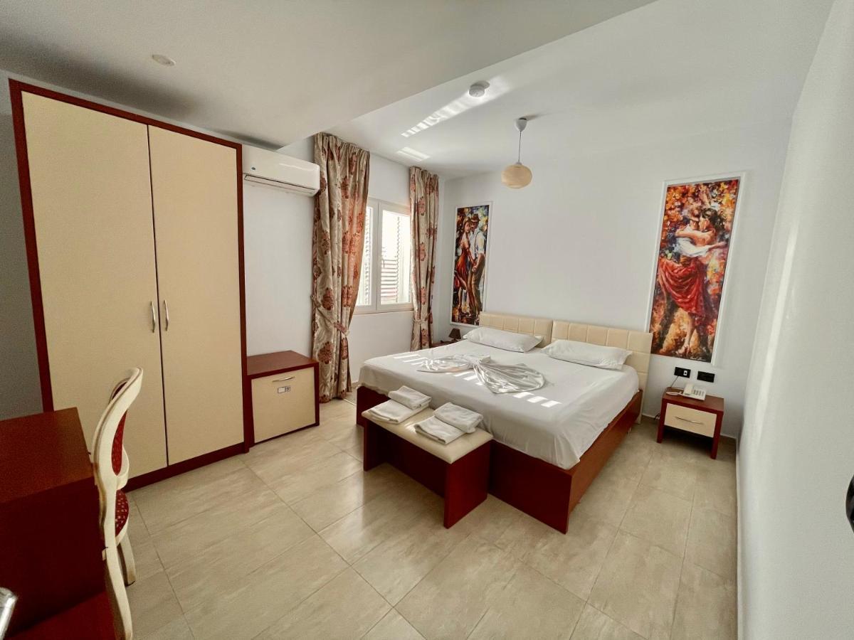 טיראנה Vila Ada Hotel מראה חיצוני תמונה