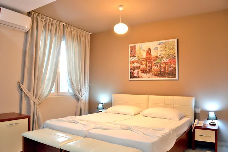 טיראנה Vila Ada Hotel מראה חיצוני תמונה